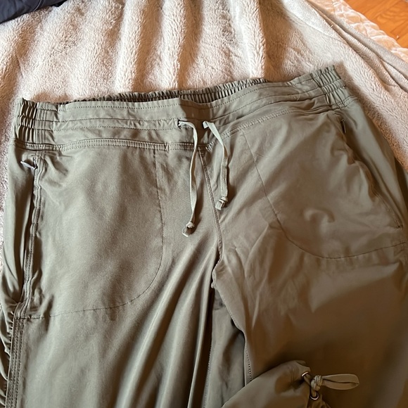 Athleta lined track pants - Picture 2 of 10